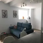 Apartamento En Pleno Centro De Zaragoza Tacones Lejanos