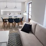 Dos Leones Apartamentos