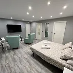 Apartamenticos Estudio Las Armas II