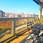 Apartamentos Dos Torres Tolkien - Parking y vistas