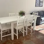 Apartamentos El Pilar Suites 3000