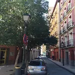 Apartamentos Auhabitat Zaragoza, edificio de apartamentos turísticos con facilidad de parking