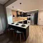 Moderno Piso En Las Torres