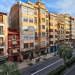 Apartamentos Dos Torres Boromir en el corazón de la ciudad