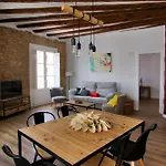 Apartamentos Almada - Calle Alfonso - Plaza Sas