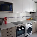 Piso Para 4 Con 2 Parking En Casco Historico De Zaragoza 2 Noches Minimo