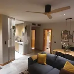 Apartamenticos Studio 98
