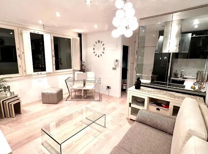 Piso En Pleno Centro, Confort, Lujo Y Comodidad, Paris