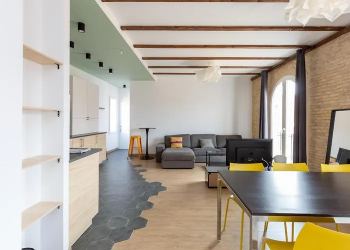 Sb2 - Apartamento Moderno 2 Dormitorios, 4º Sin Ascensor, Muy Centrico