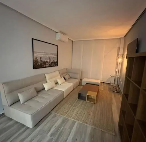 Moderno Piso En Las Torres