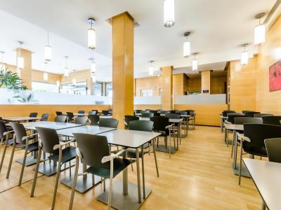 Hotel Yit Ciudad De 3*