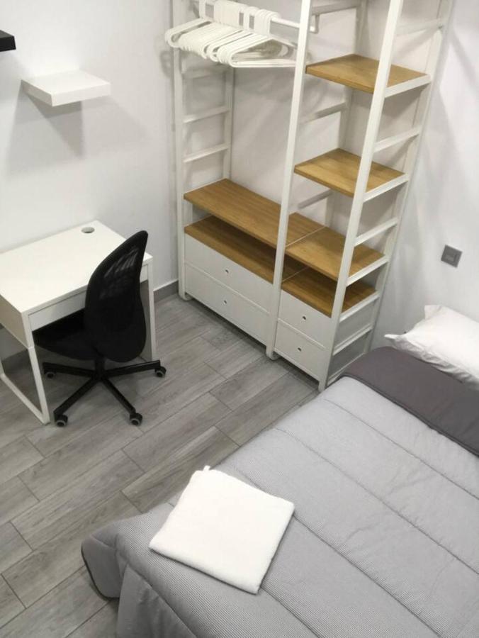 Check-in 24h Plaza España Amplio Centro 4 *
