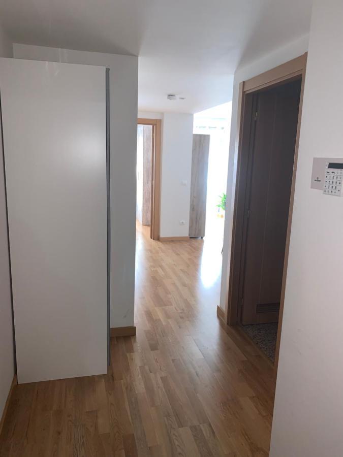 New, Cozy Plaza Del Pilar-fuenclara Apartment *