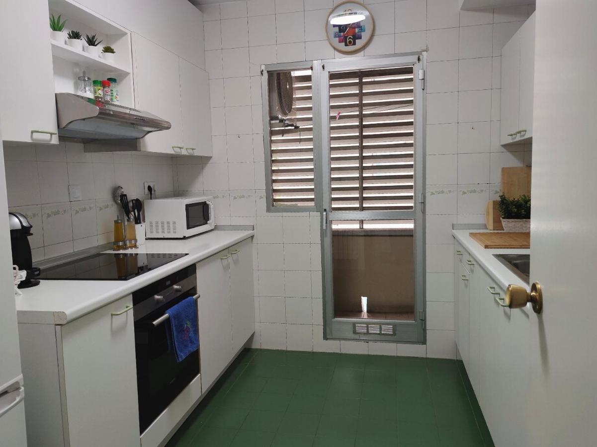 Apartamento En C/ Genoveva Torres Morales Apartamento *