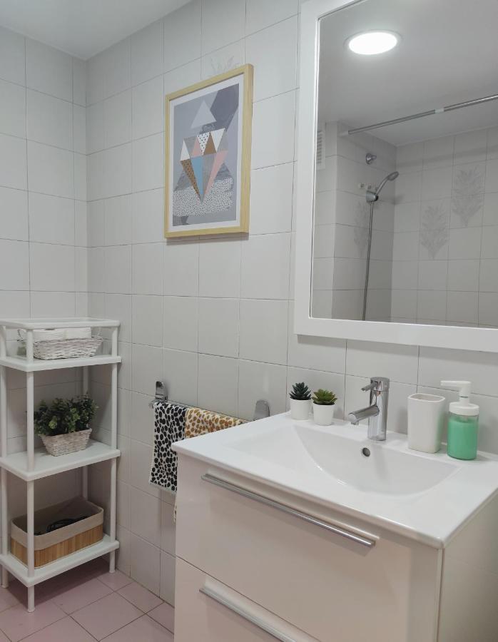 Apartamento En C/ Genoveva Torres Morales Apartamento *