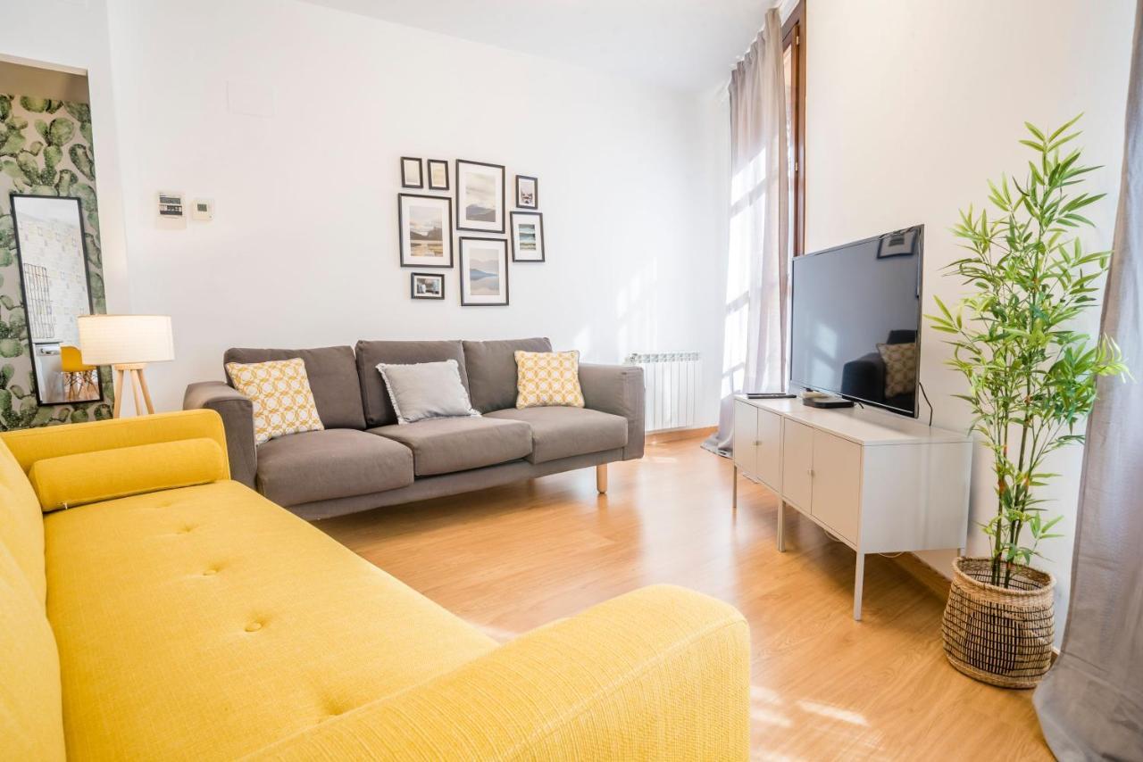 Az El Balcón De Espoz Y Mina Ii Apartamento Zaragoza