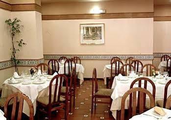 Hotel Don Jaime 54 Zaragoza