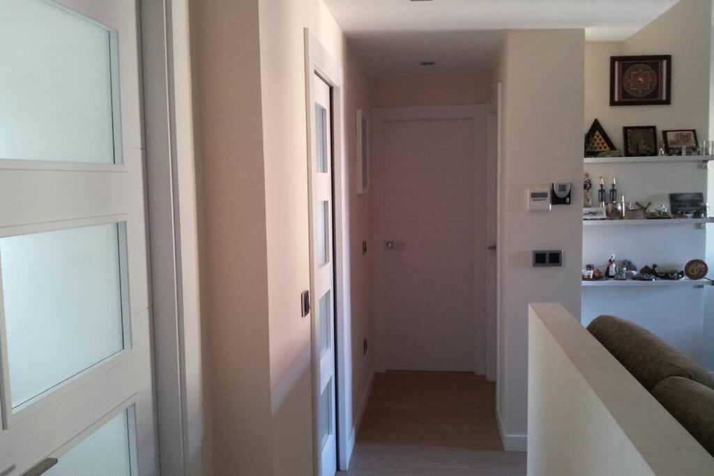 Apartamento Cómodo, Bien Ubicado Y 2 Plazas Parking Zaragoza