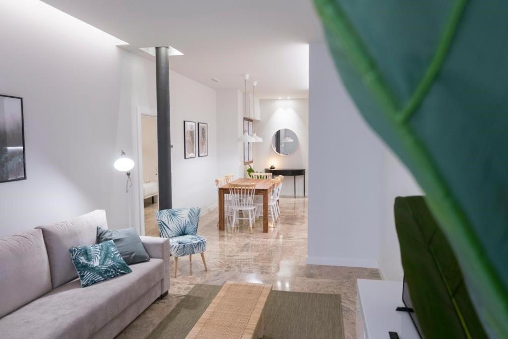 Apartment Dos Torres Exclusivos En Calle Alfonso I *