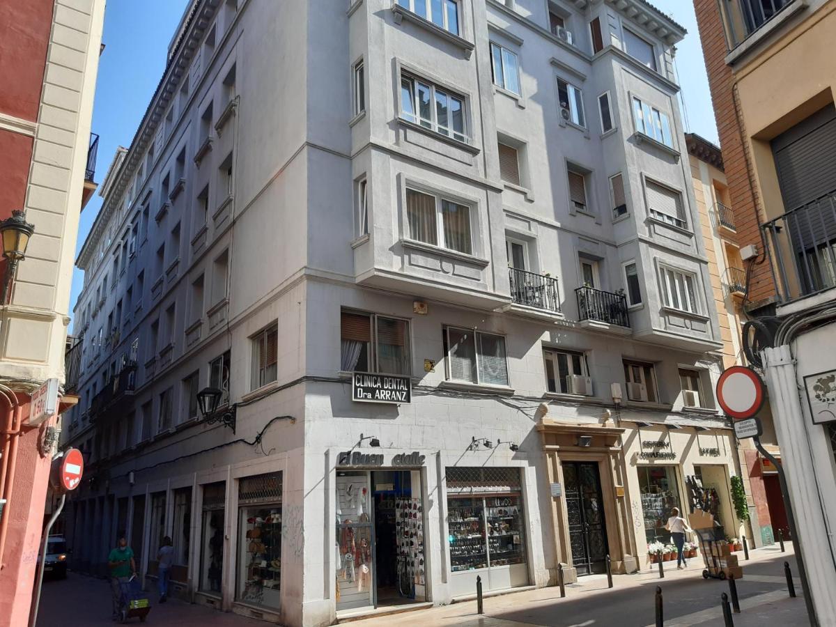 Acogedor Piso En Pleno Centro De *