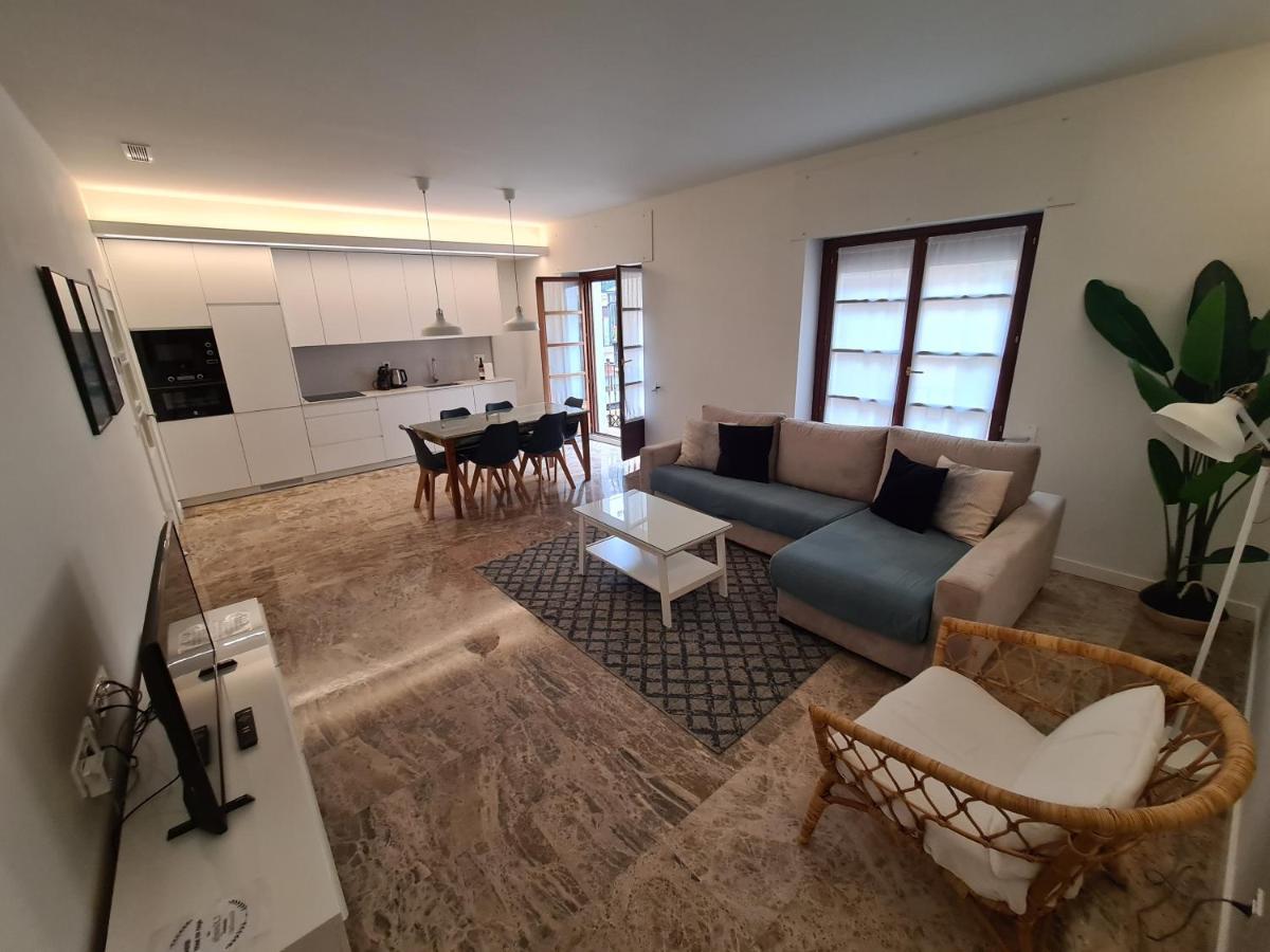 Dos Torres Lórien Edificio De Con Ubicación Privilegiada En Calle Alfonso I Apartamento