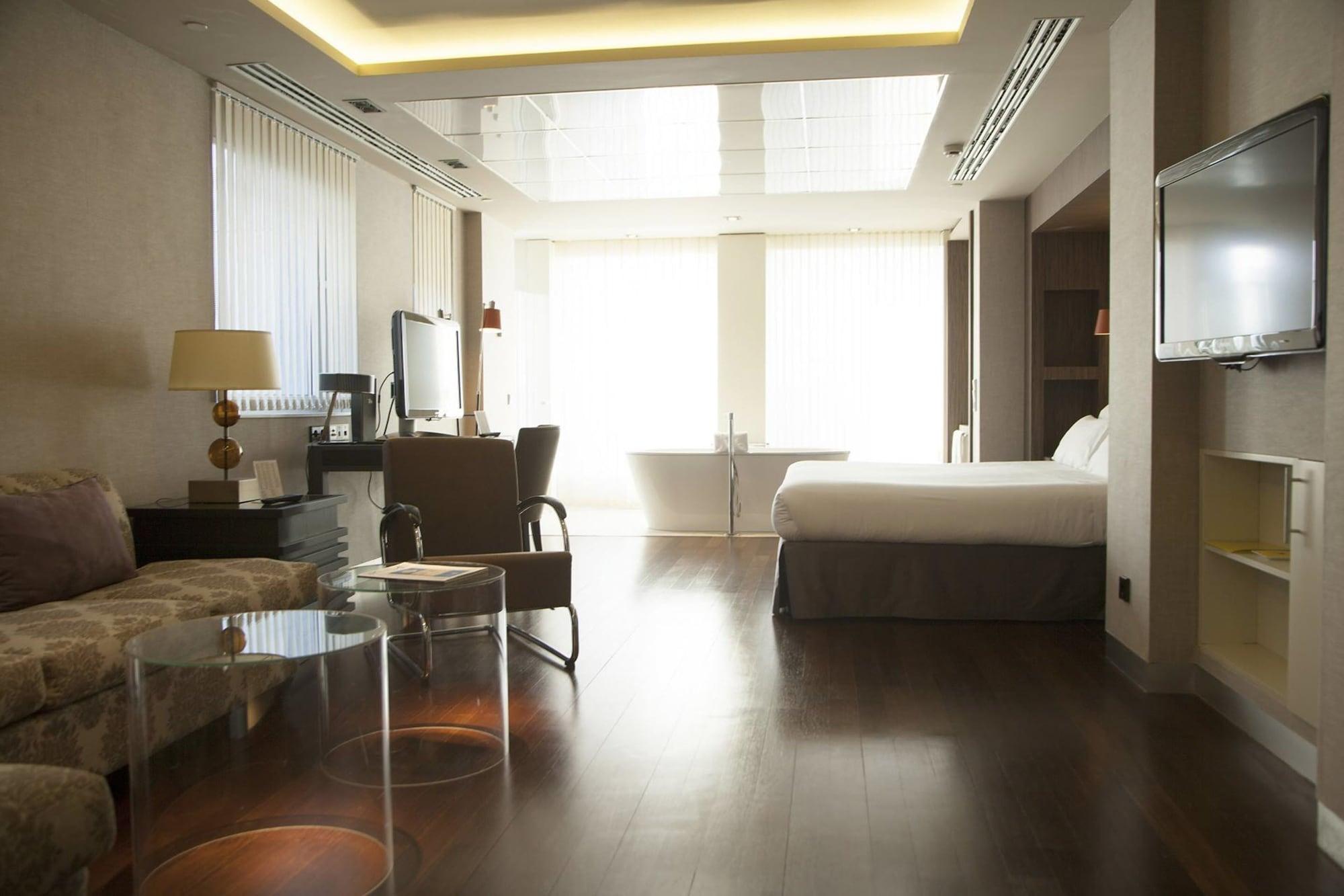Alfonso Hotel 4*