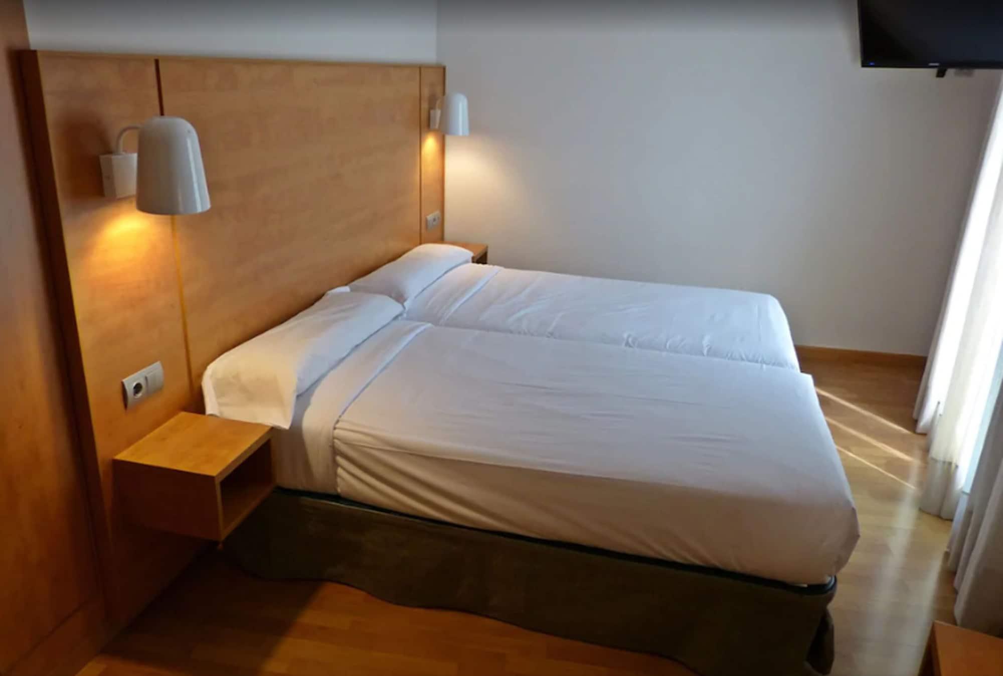 Avenida 3* Zaragoza