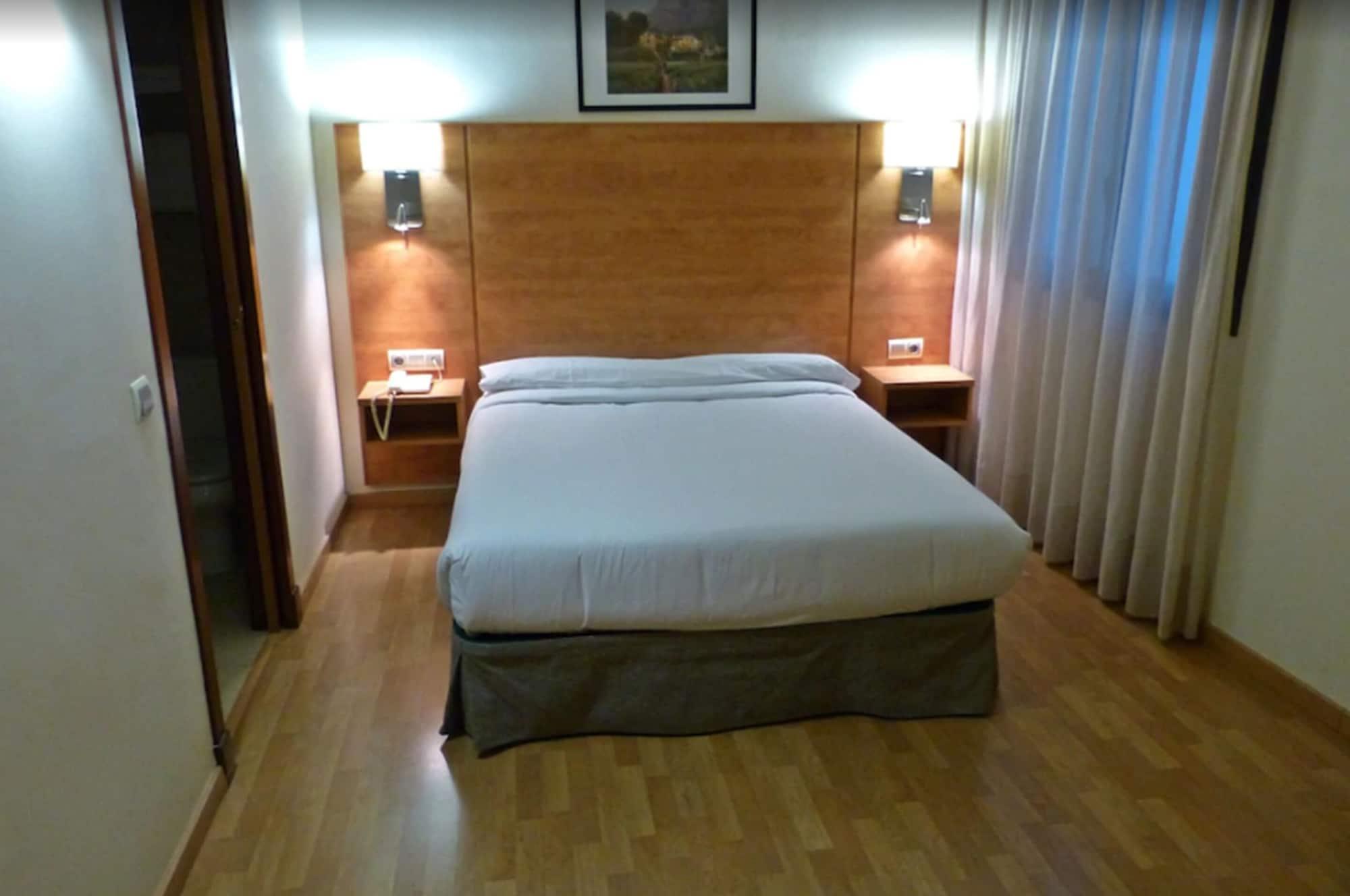 Hotel Avenida Zaragoza