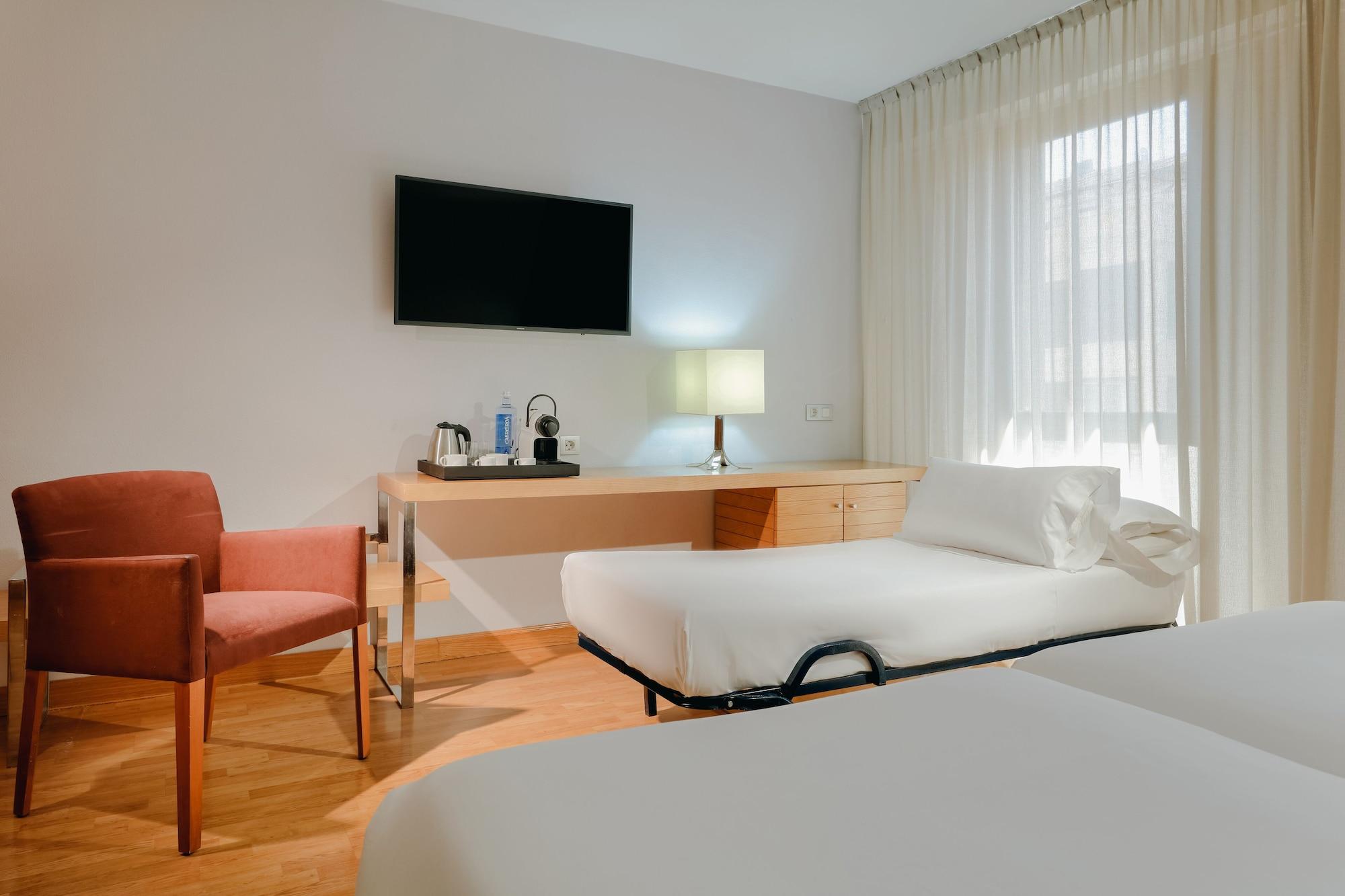 Hesperia Centro Hotel