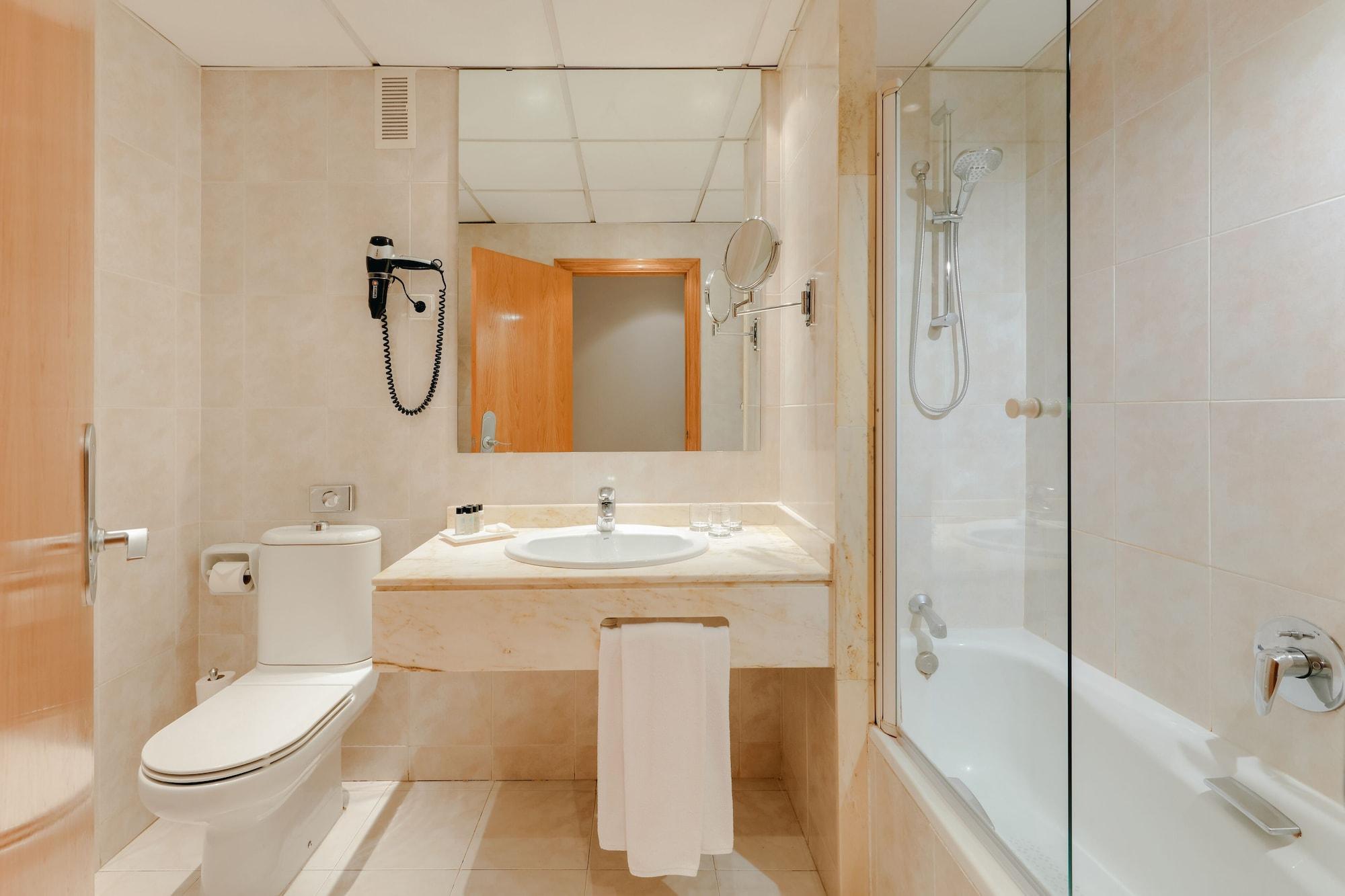 Hotel Hesperia Centro 3*