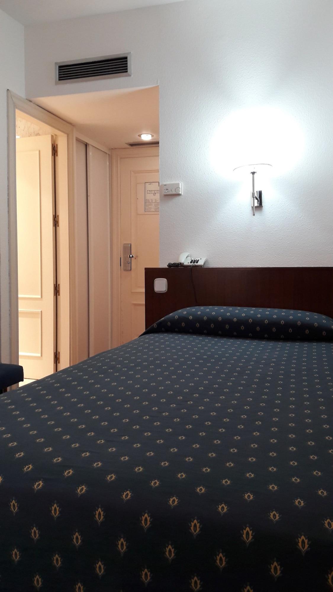Hotel Vtz Orus Factory - Parking Muy Economico Zaragoza
