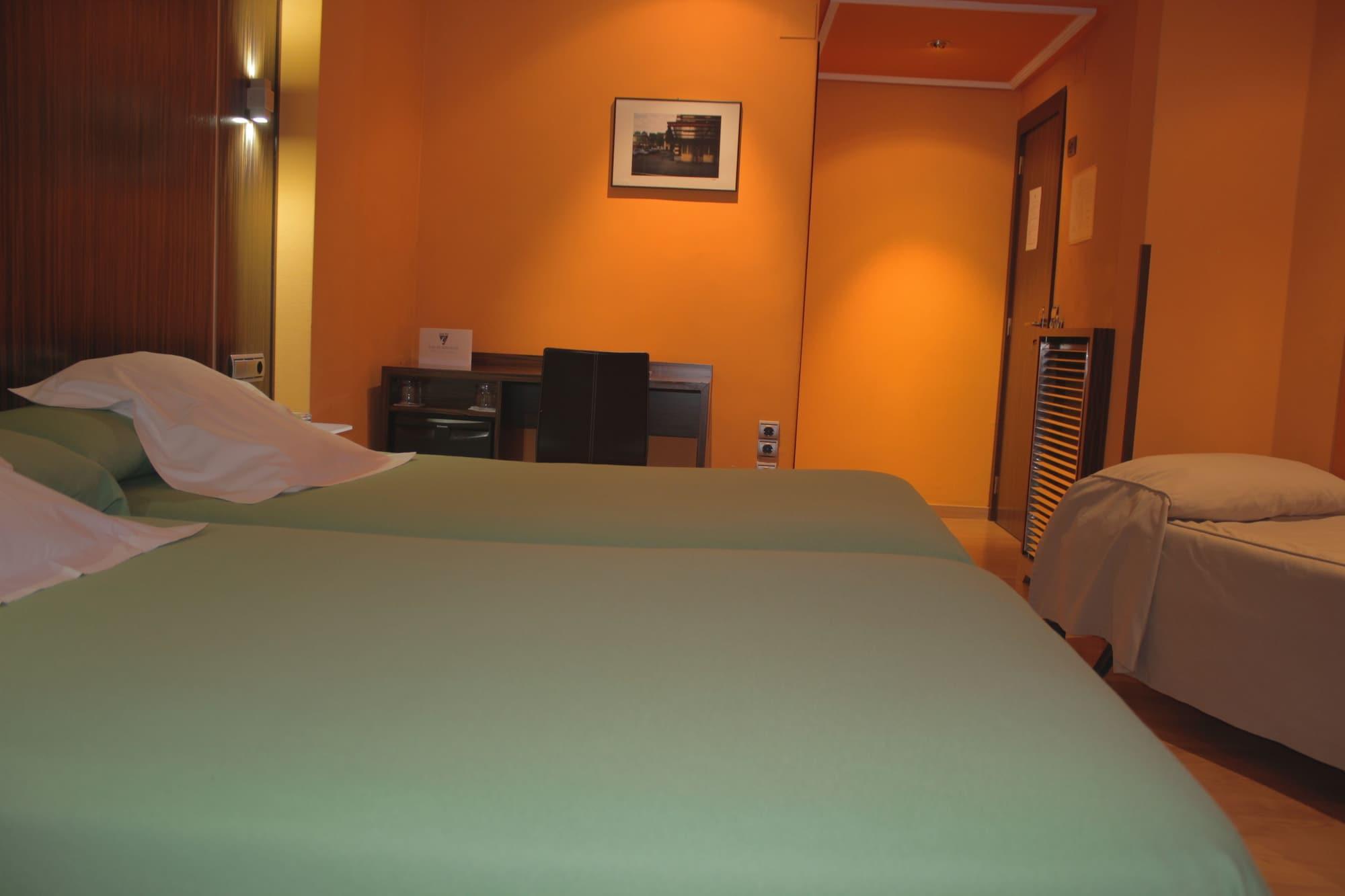 Hotel Gran Via 3*