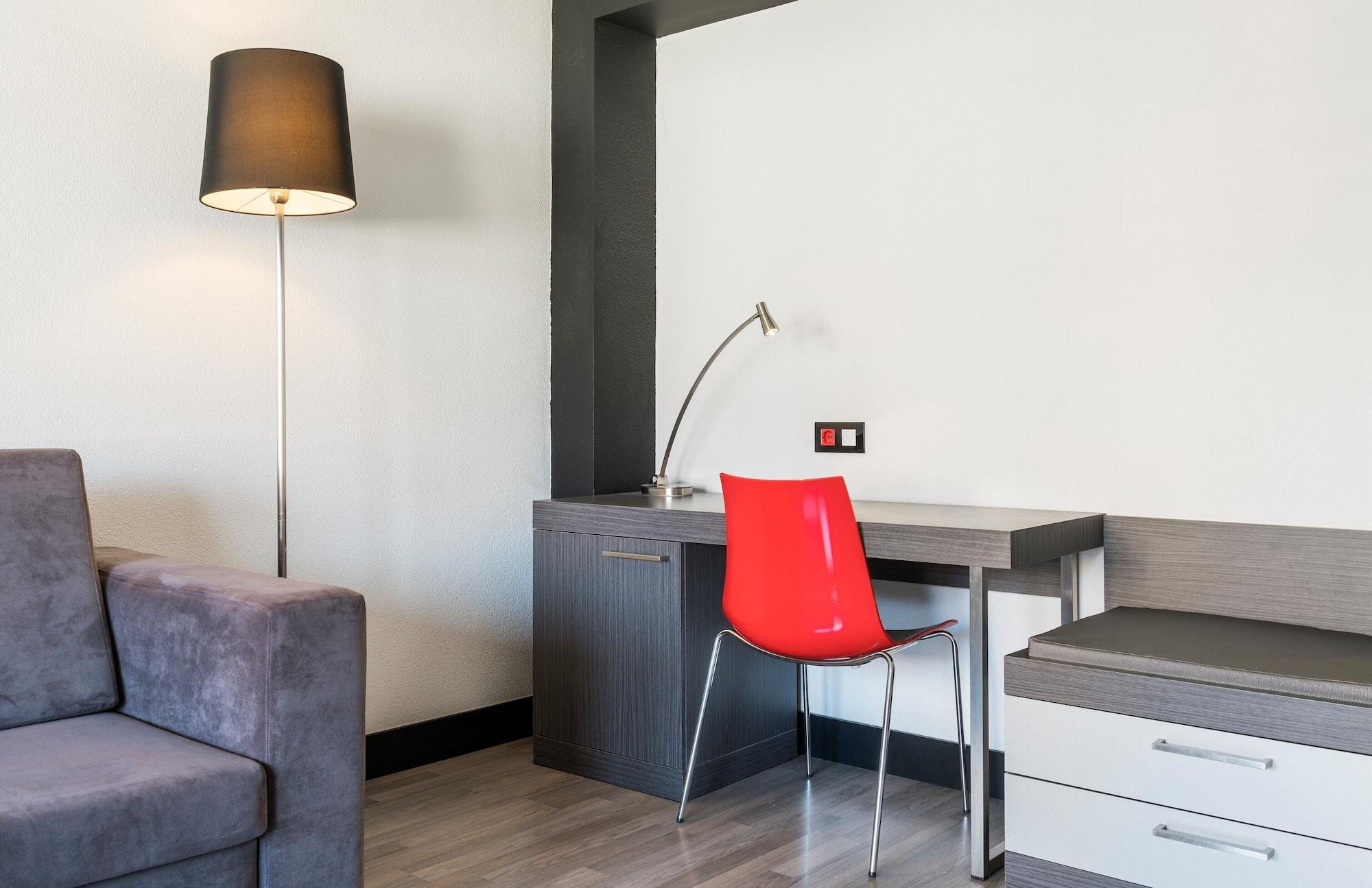 Ilunion Romareda Hotel 4*