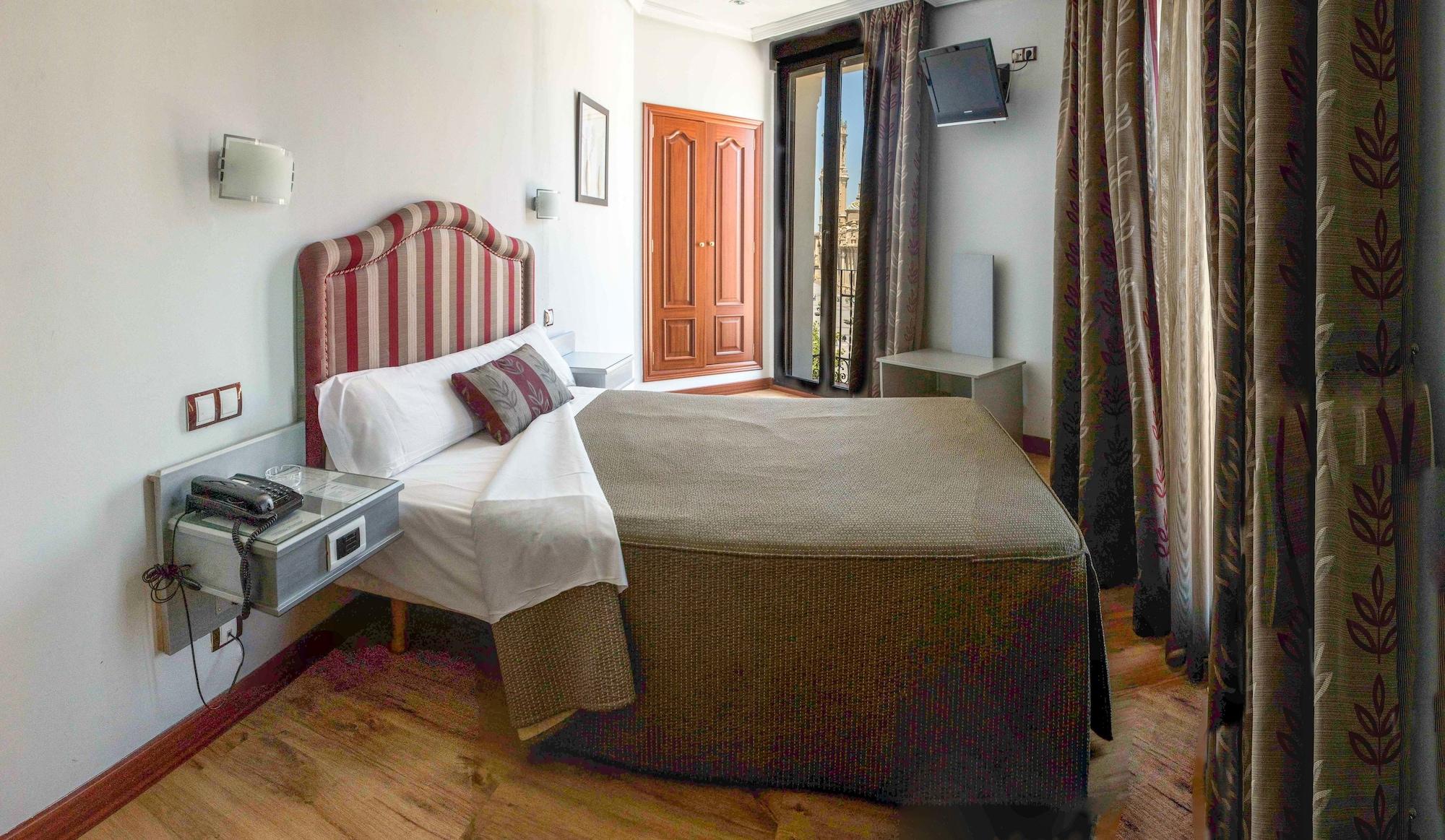 Tibur Hotel Zaragoza