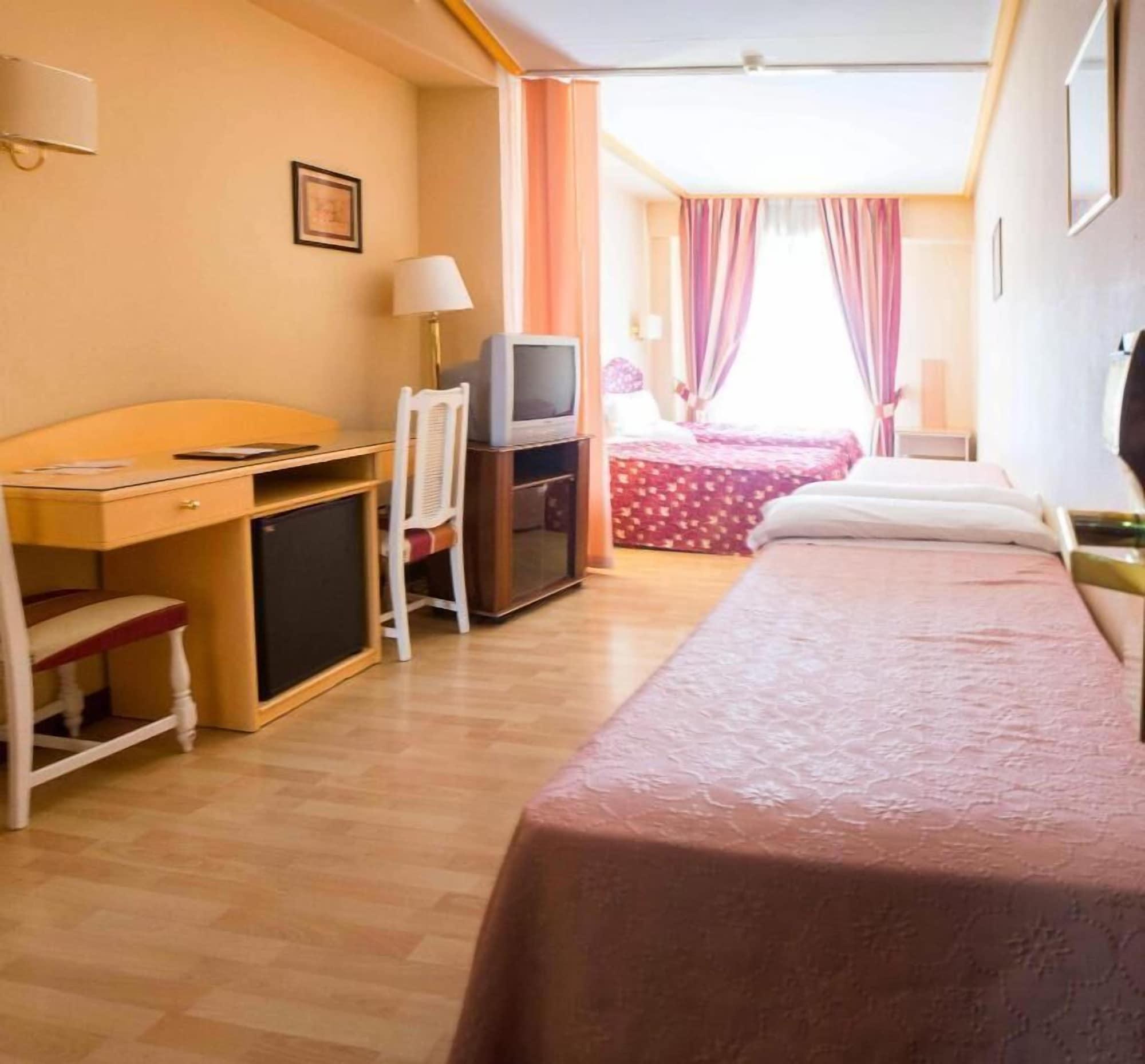 Hotel Tibur Zaragoza