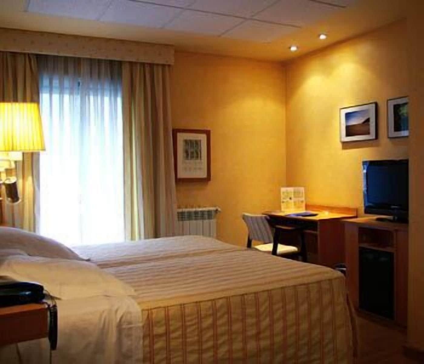 Gran Via Hotel 3*