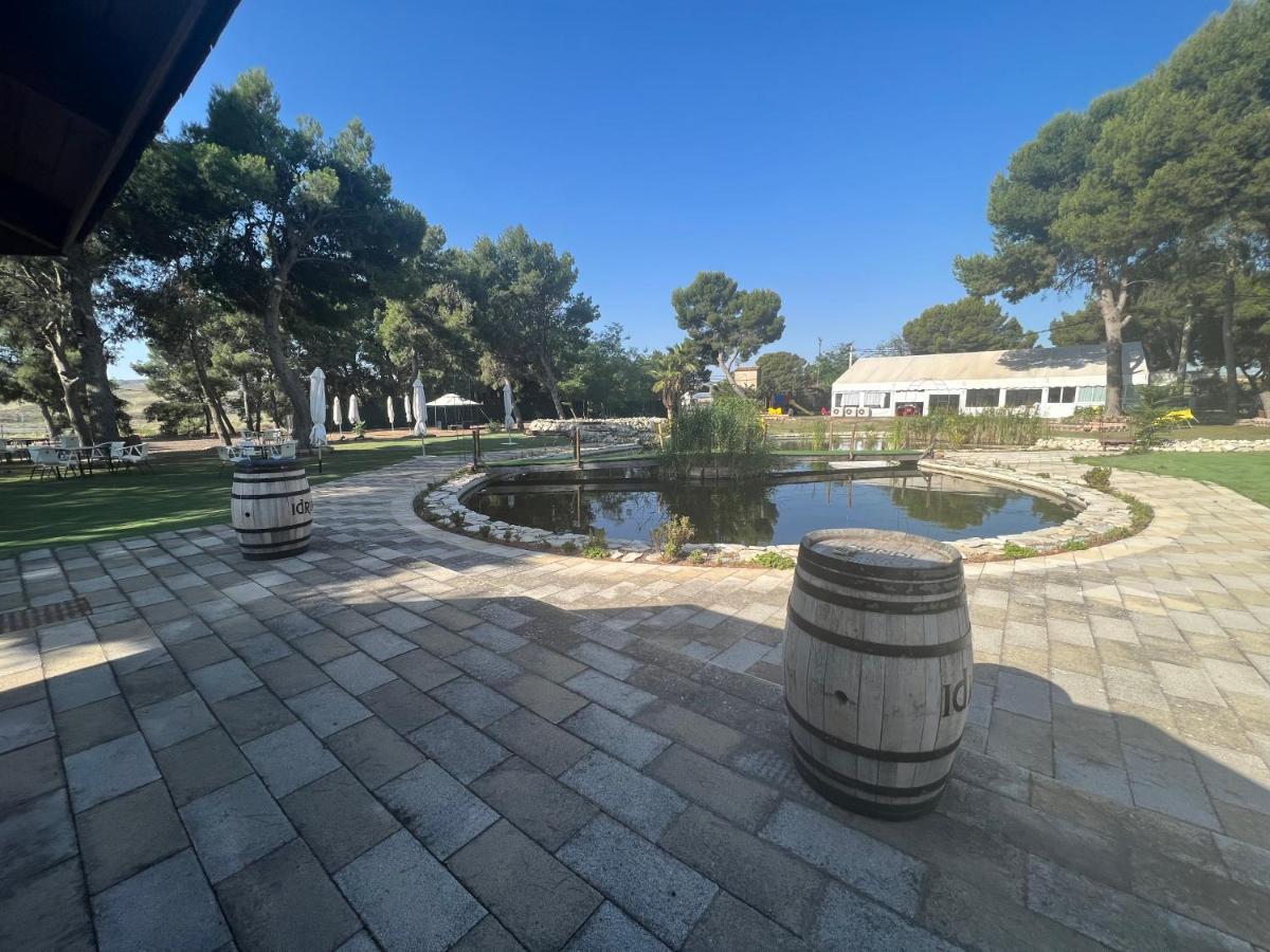 El Cisne Hotel