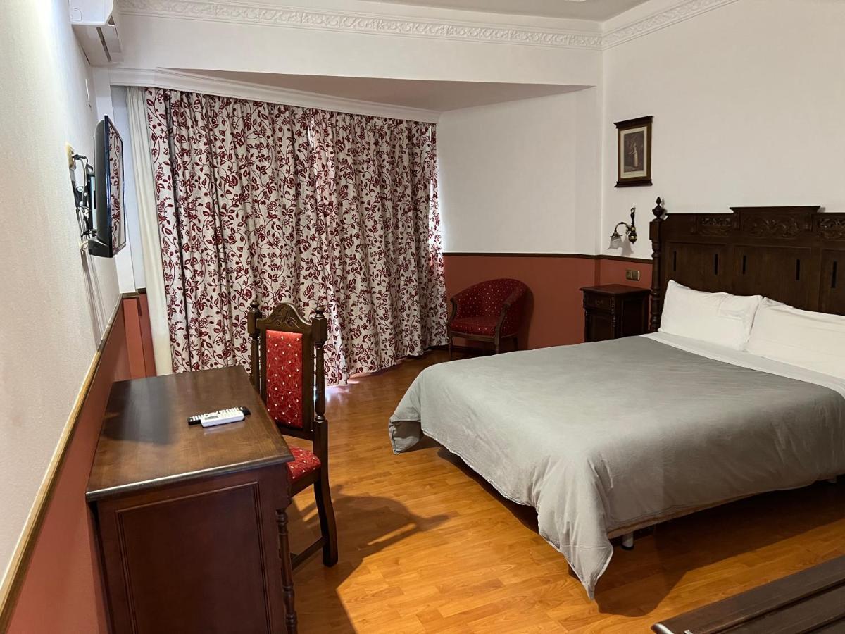 Hotel El Cisne 3*