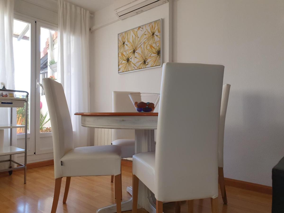 Atico Muy Luminoso Con Parking, Apartment