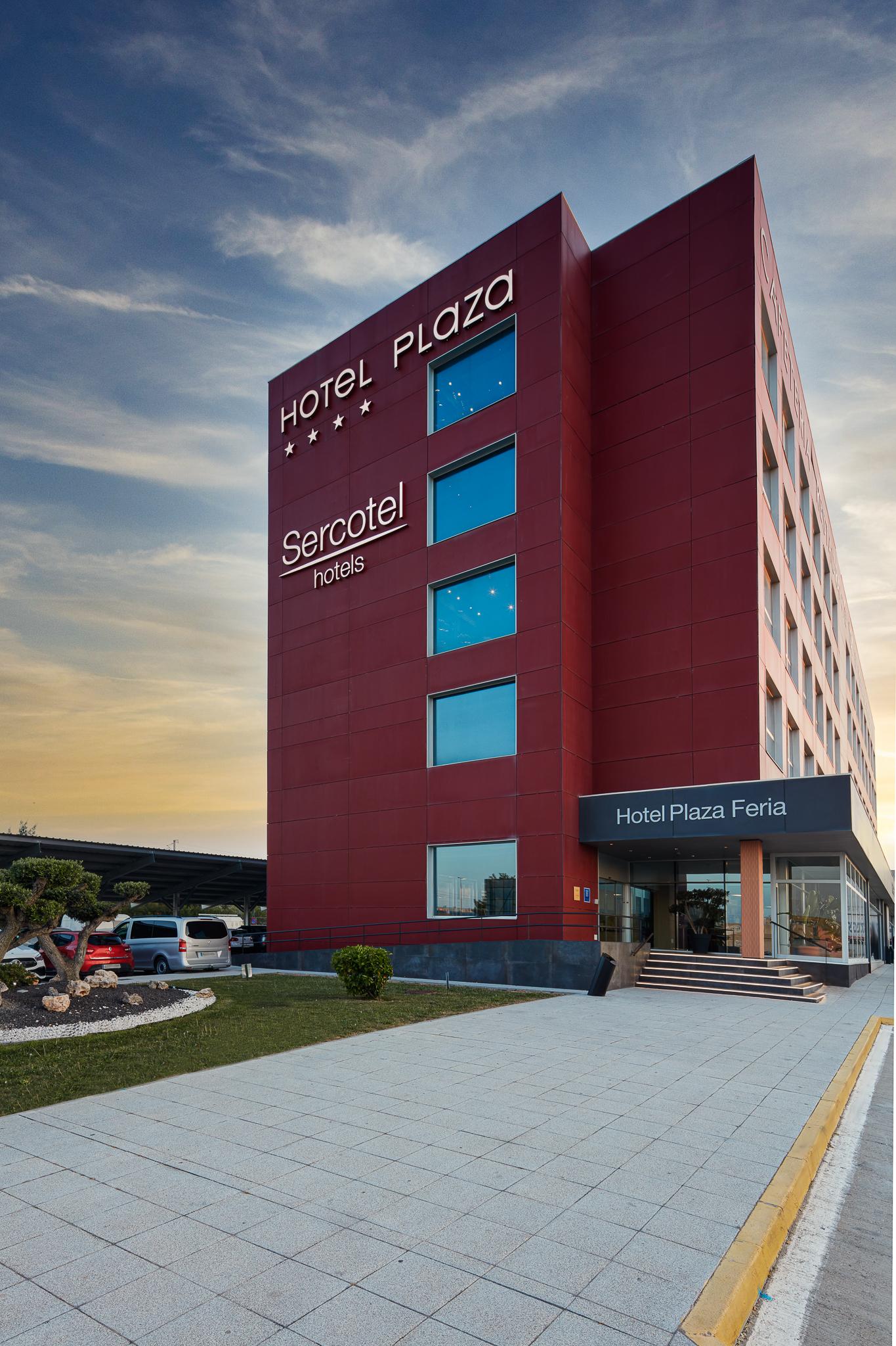 Hotel Sercotel Plaza Feria 4*