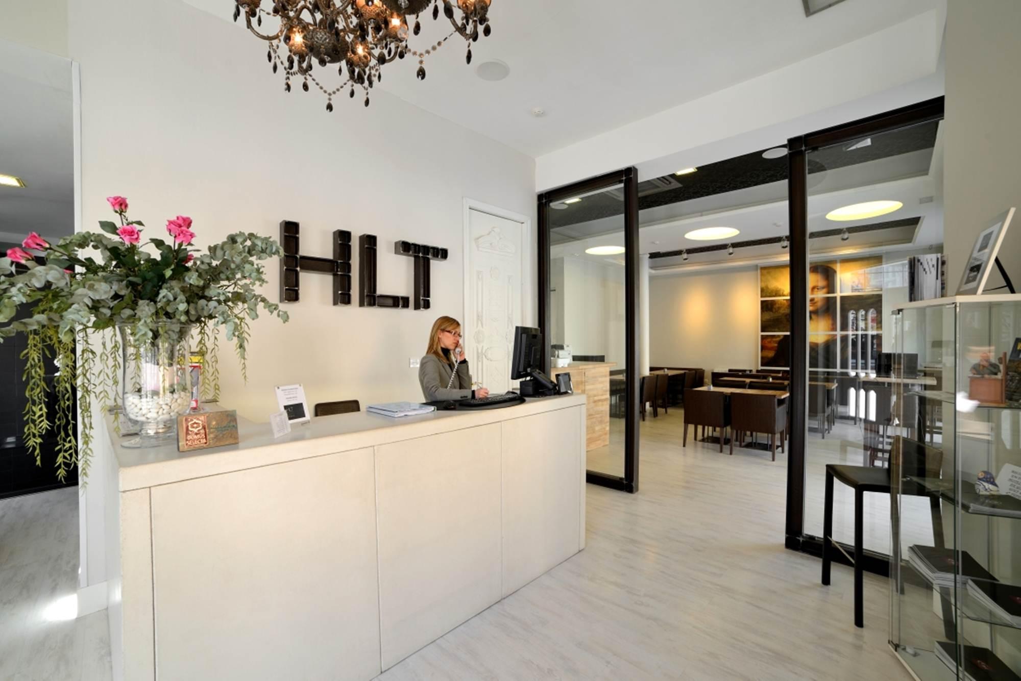Hotel Pilar Plaza