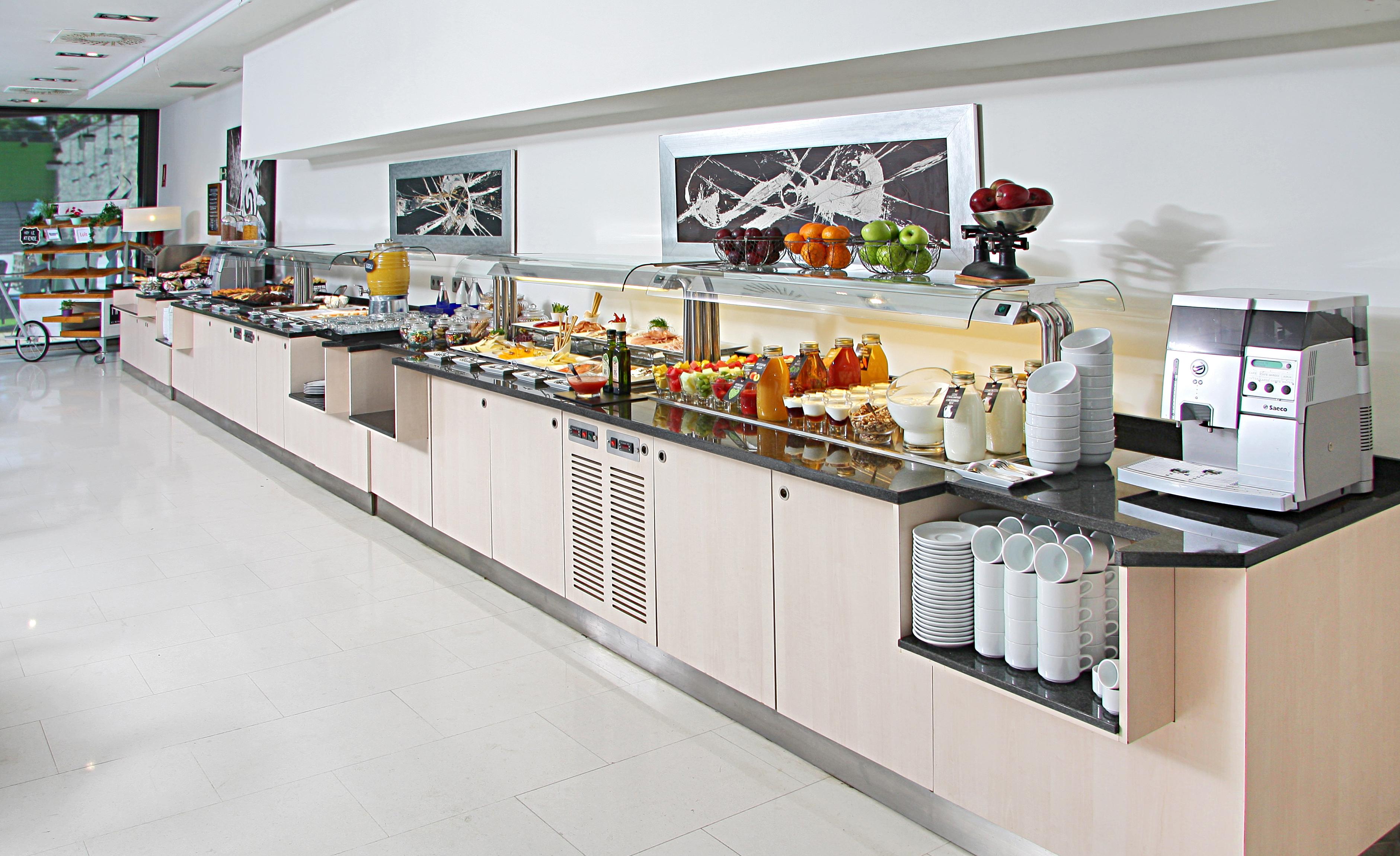 Zentral Ave Hotel 4*