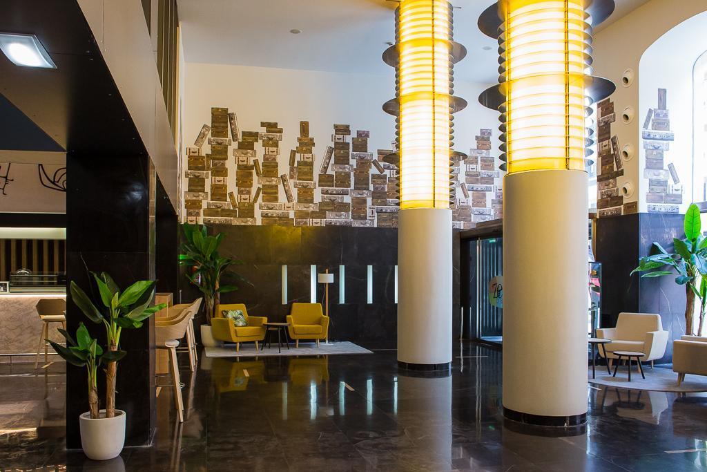 Vincci Zentro Hotel 4*