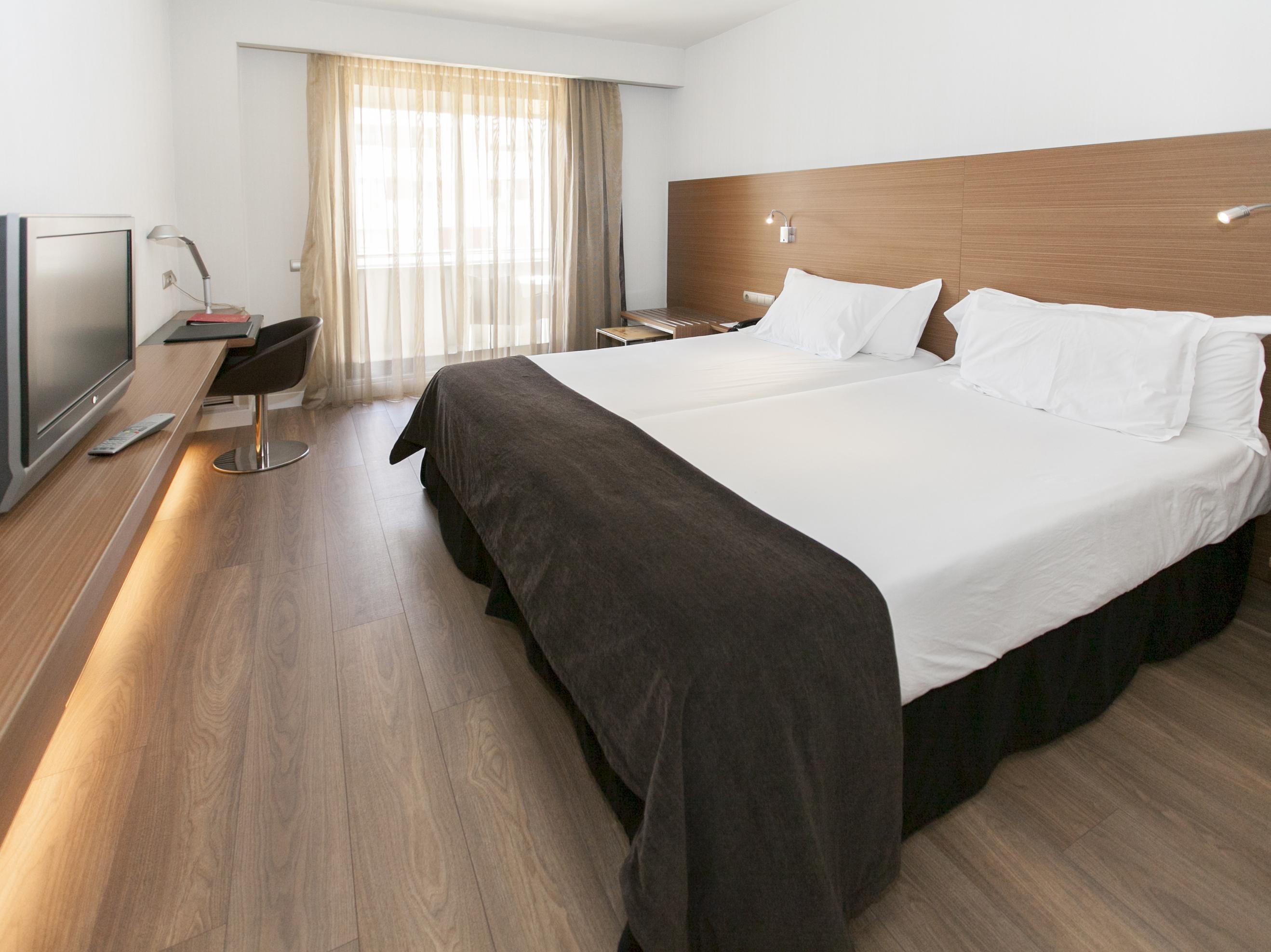 Vincci Zentro Hotel