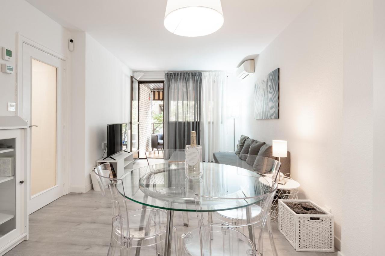 Al Lado De La Romareda Apartment *