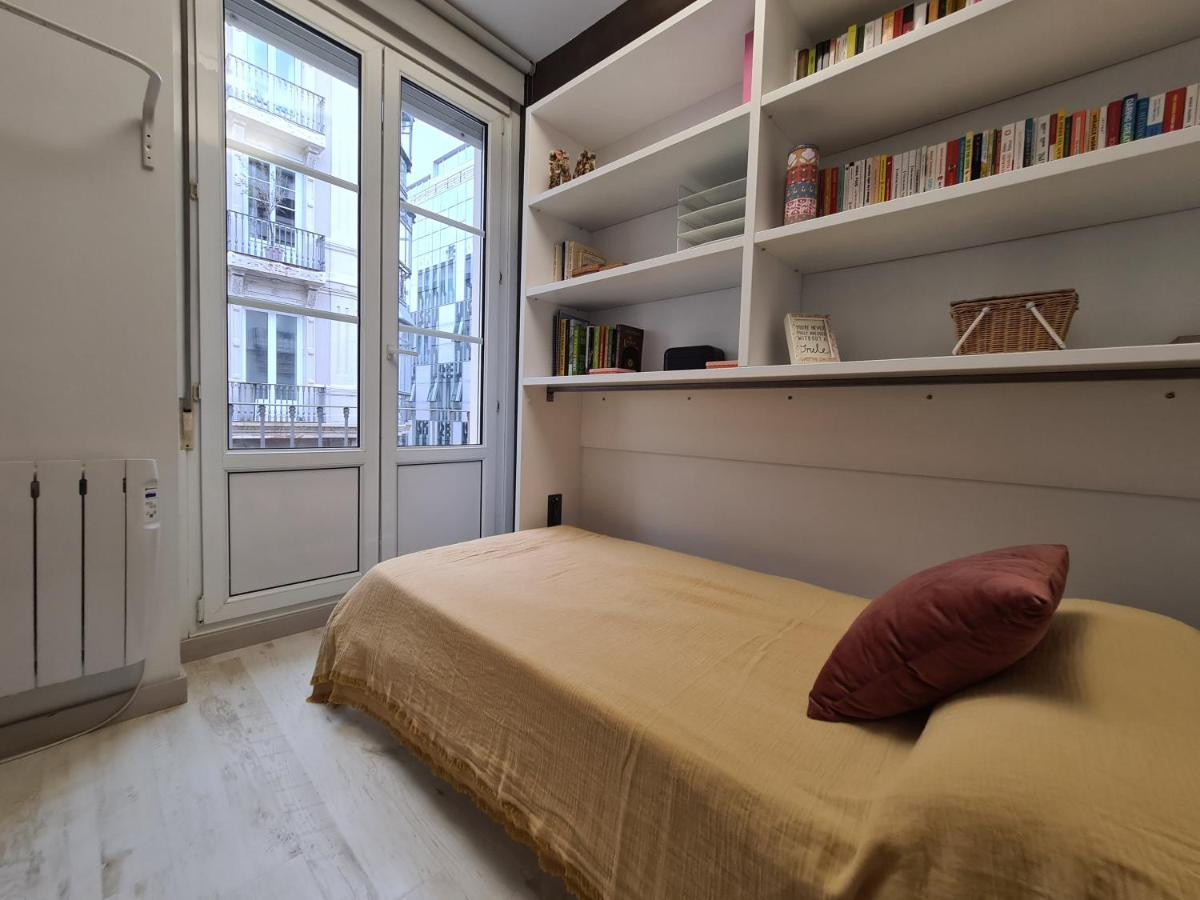 Dos Torres Arte En Balcones - Calle Alfonso I Apartment *