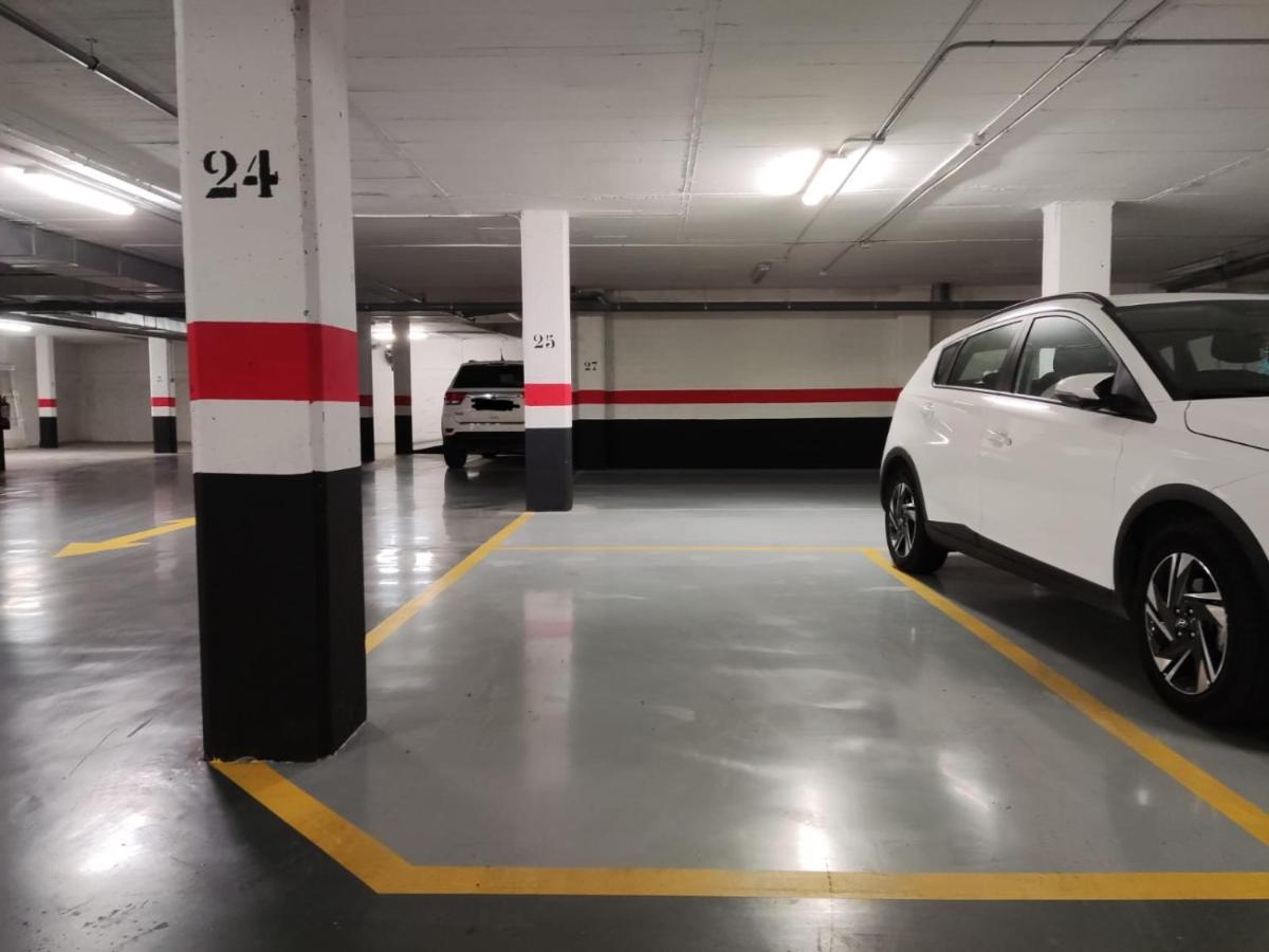 Centro Con Parking Privado Apartamento *