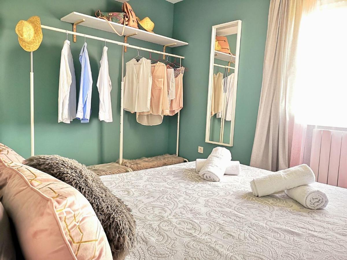 La Balconada De La Aljaferia Con Parking Privado Apartment Zaragoza