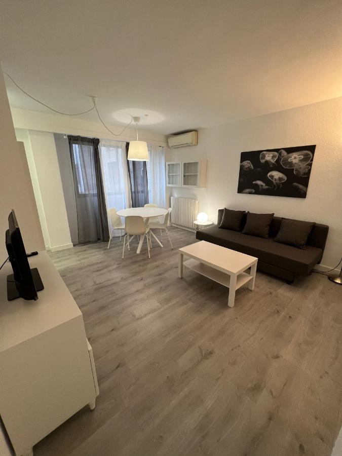 Apartamento 1 Dormitorio Cerca Hospitales Apartamento