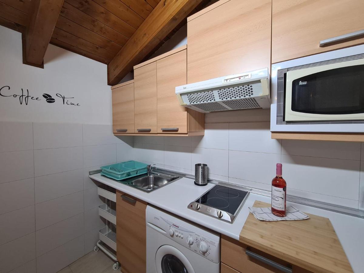 Dos Torres Numenor - ático Abuhardillado De Madera Apartamento *